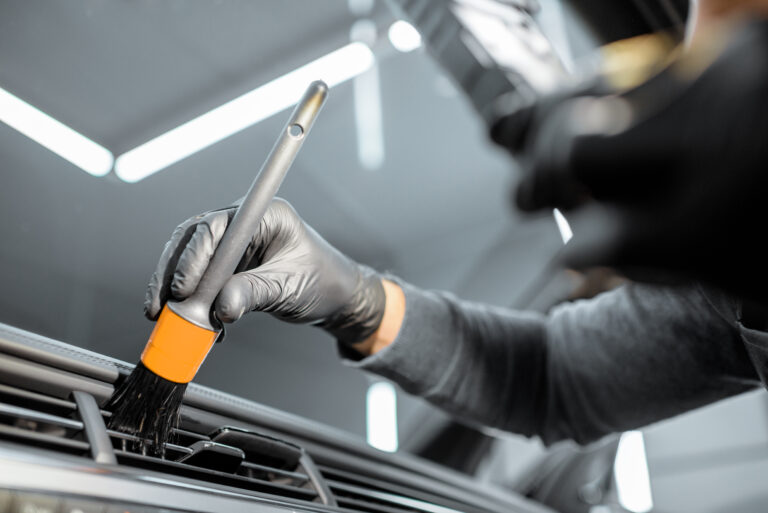 Detailing przed sezonem — checklista pasjonata motorsportu (oryginał i auto torowe)